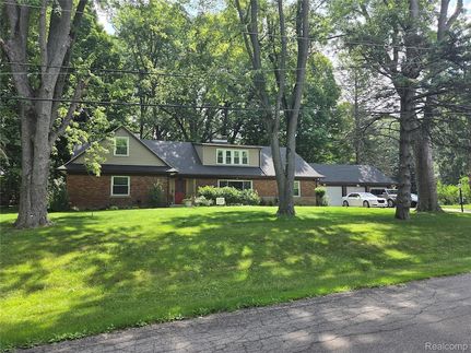 Ranch Property for sale in Oakland County, Michigan
