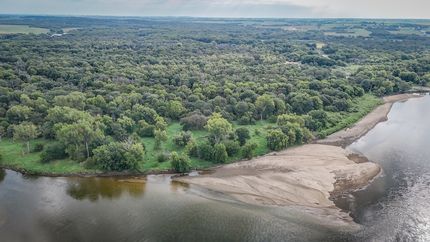 Farm Property for sale in Benton County, Iowa