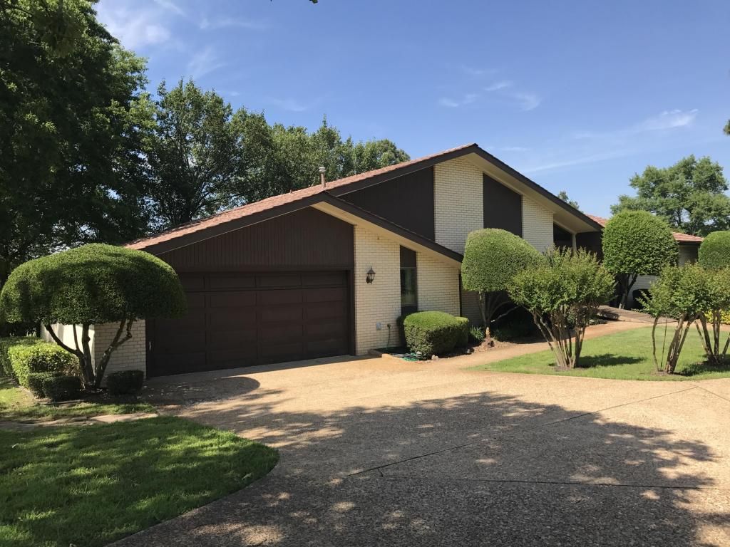 100 Acres, 18015 E. State Hwy 28, Ola, AR 72853 Land and Farm