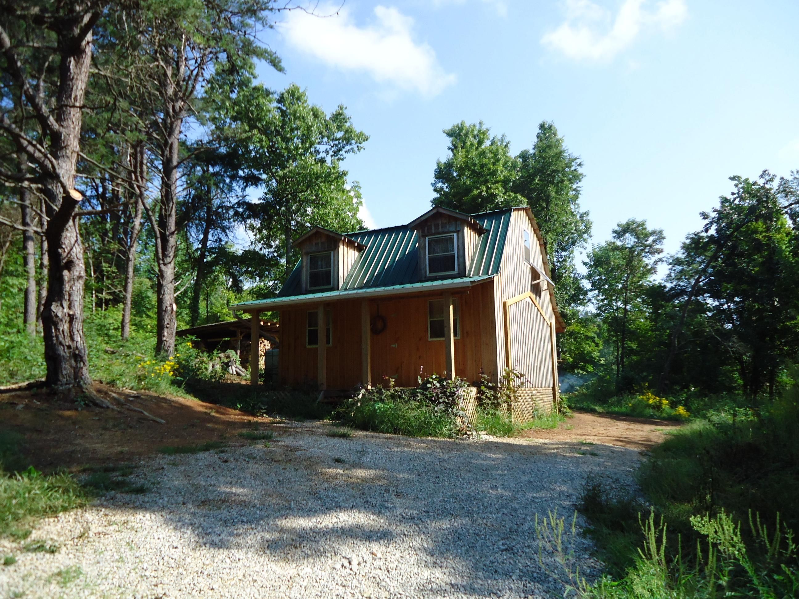 894 Macon Kessinger Rd, Munfordville, KY 42765 Land and Farm