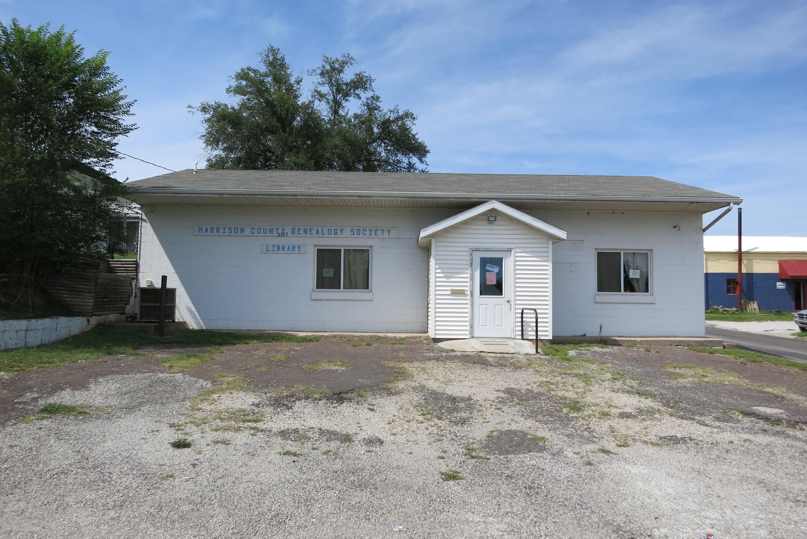 2307 Central Street, Bethany, MO 64424 Land and Farm