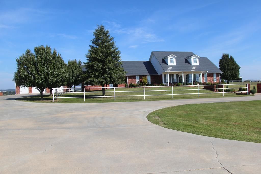 16734 Knothole Rd, Cameron, OK 74932 Land and Farm