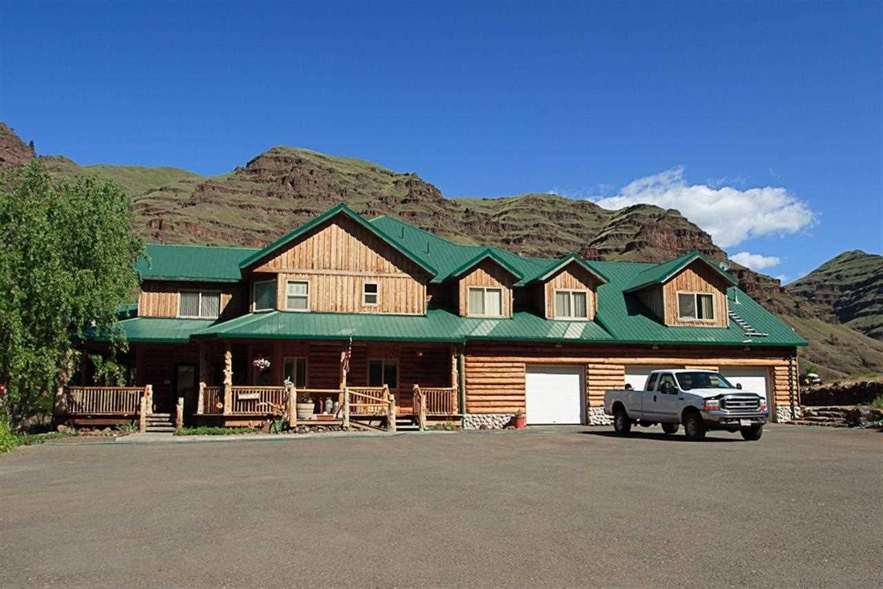10 Acres, 73946 Rimrock Ln, Imnaha, OR 97842 Land and Farm