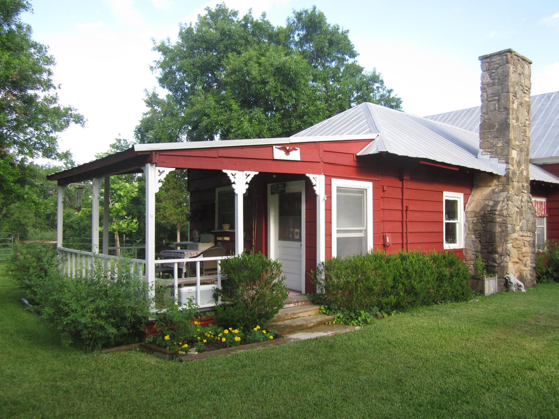 1551 McElroy, Frelsburg, TX 78950 Land and Farm