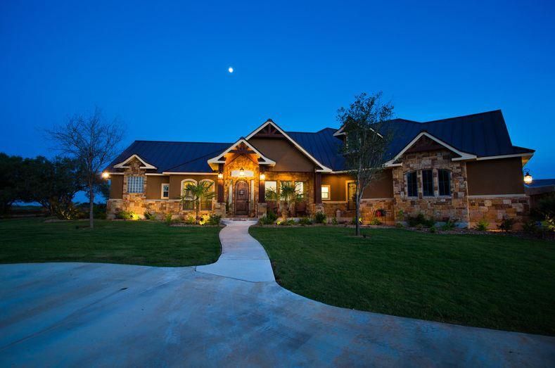 40 acres in La Vernia, TX, 78121 Land and Farm