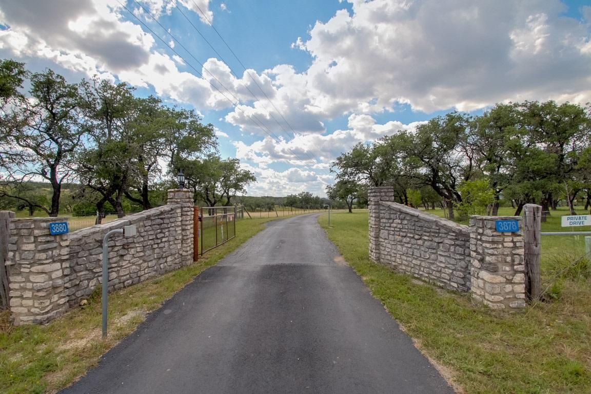22 Acres, 3880 Bandera Hwy, Kerrville, TX 78028 Land and Farm