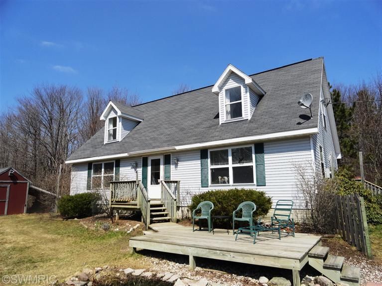 10 Acres, 22779 210th Ave, Tustin, MI 49688 Land and Farm