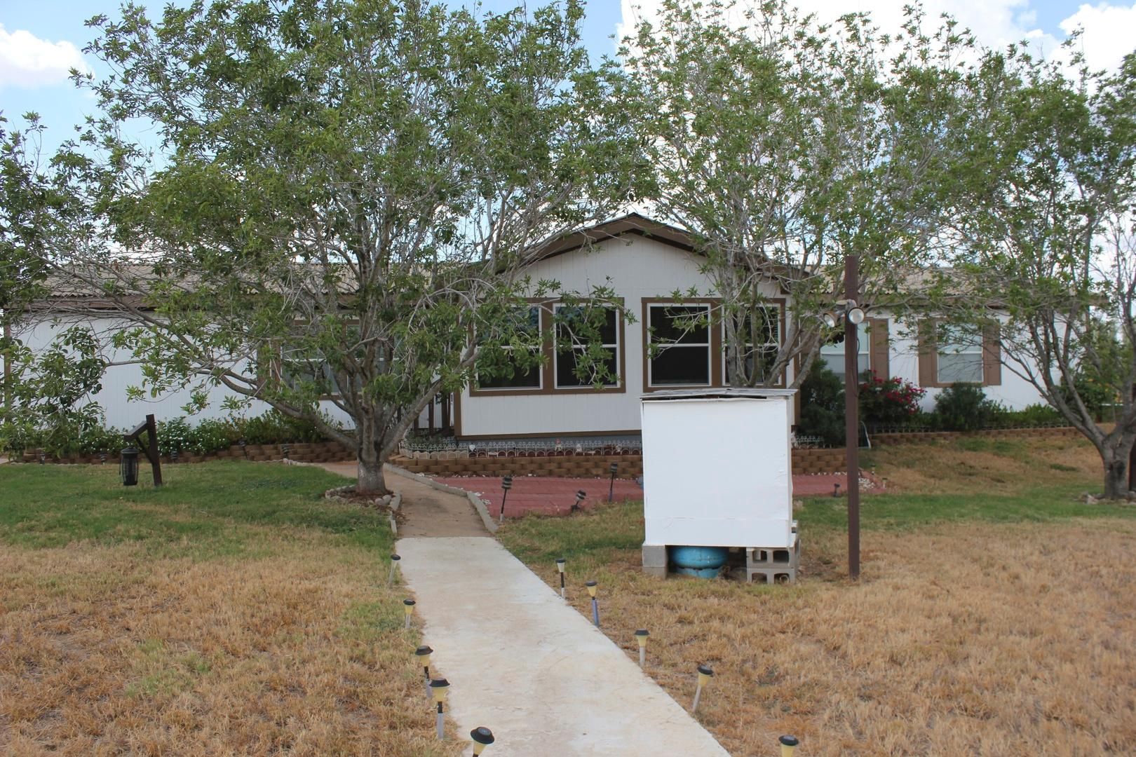 20 Acres, 407 Comanche Lane, Cotulla, TX 76442 Land and Farm