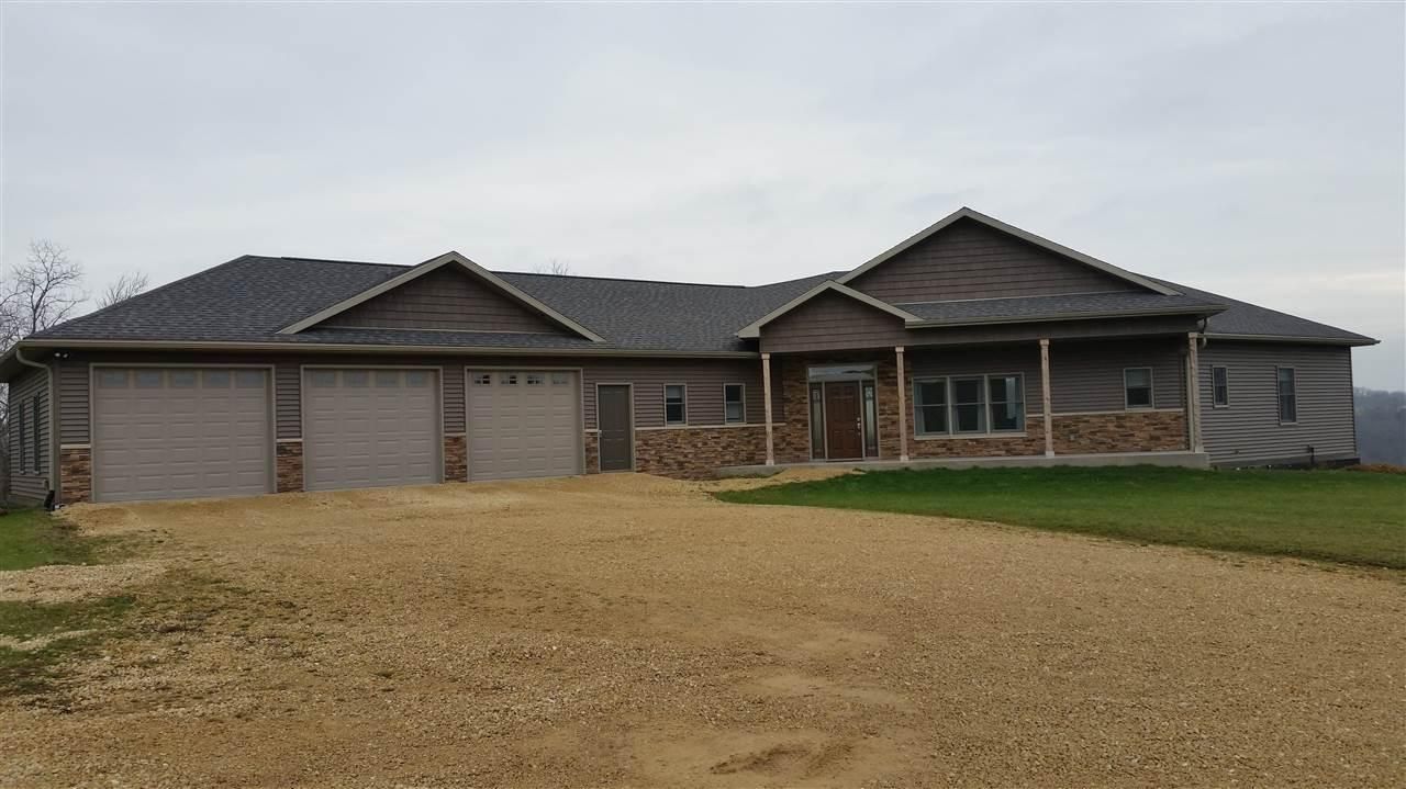 8 Acres, 4686 Hwy 151, Platteville, WI 53818 Land and Farm