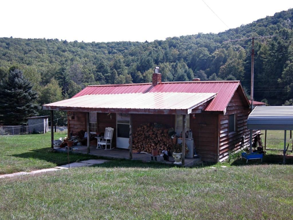 13 Acres, 469 Broadway Rd, Wytheville, VA 24382 Land and Farm