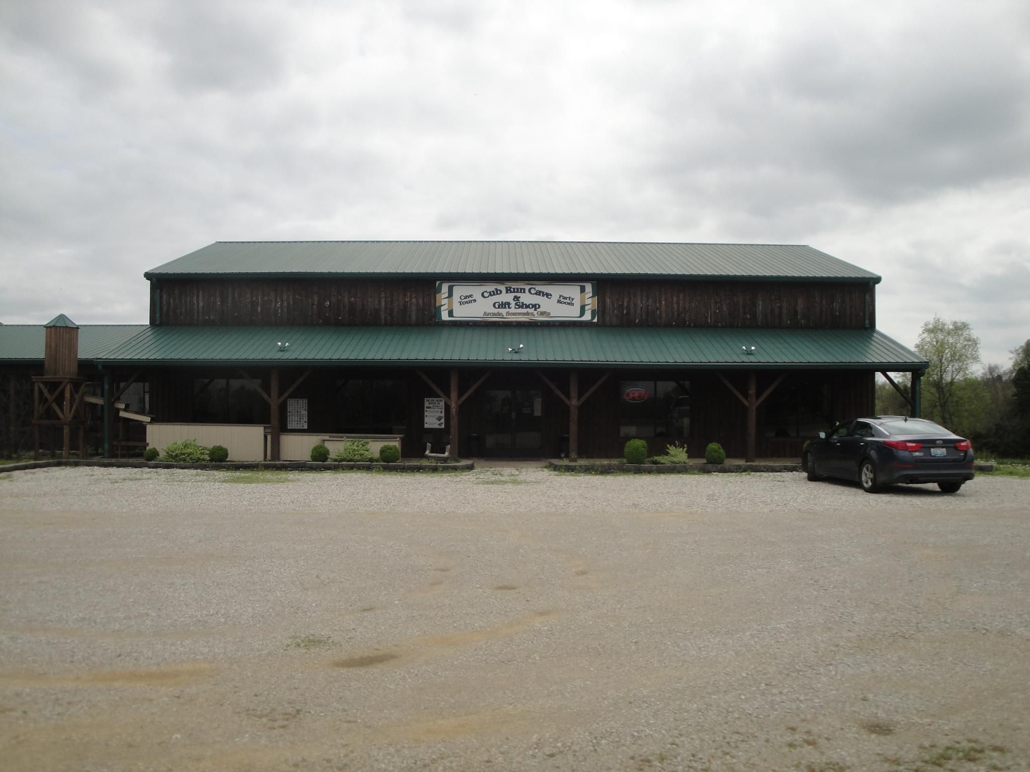 15101 Cub Run Hwy, Cub Run, KY 42729 Land and Farm