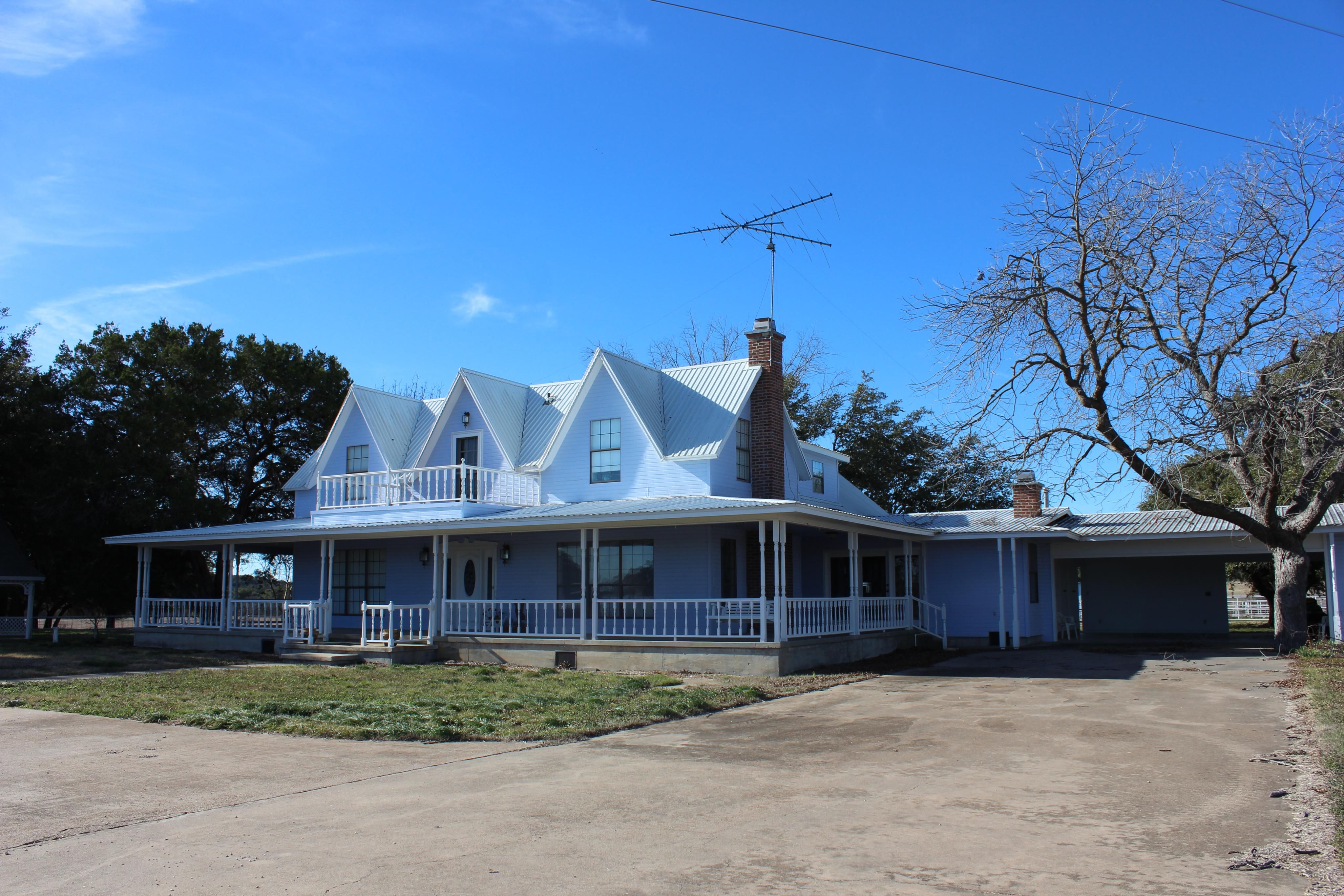 505 CR 4205, Cranfills Gap, TX 76637 Land and Farm