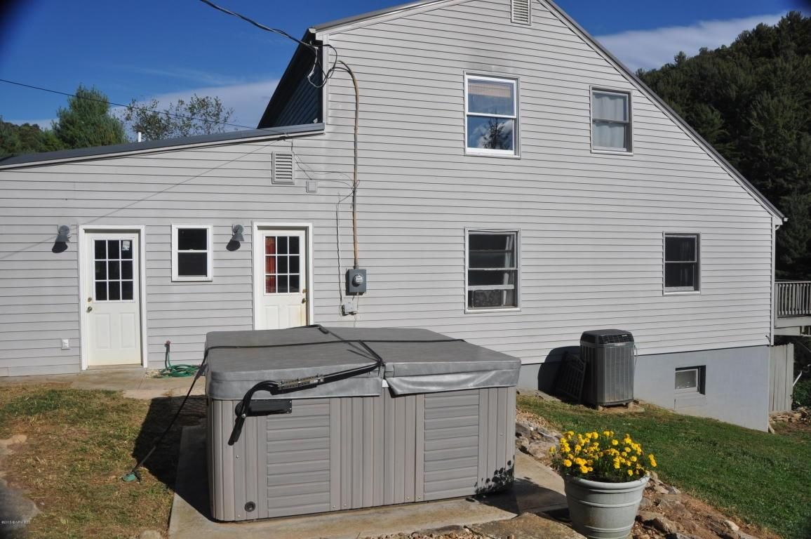 30.22 Acres, 1928 &1930 Dry Run Rd, Blacksburg, VA 24060 Land and Farm