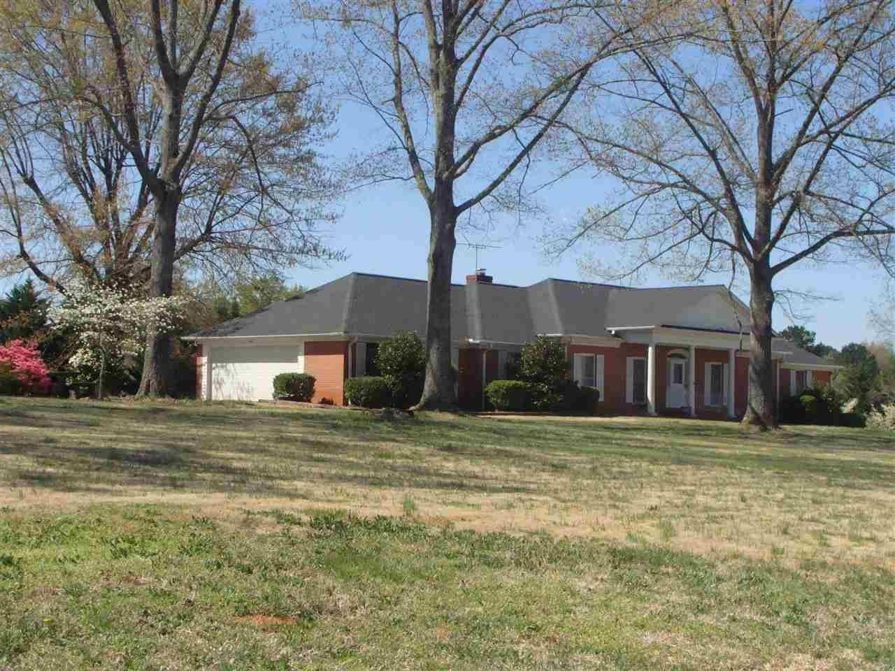 15 Acres, 170 Rochester Circle, Walhalla, SC 29691 Land and Farm