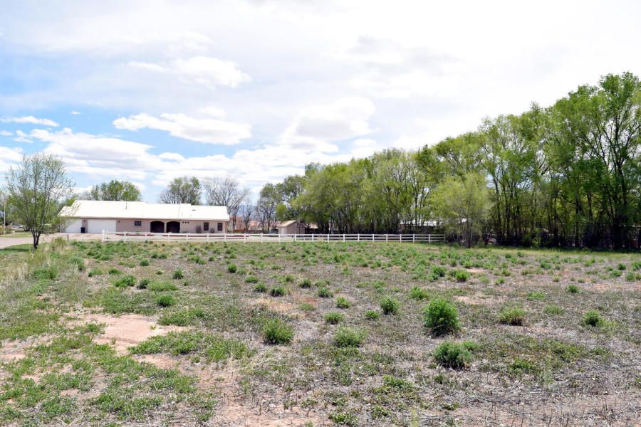 1 Acres, Belen, NM 87002 Land and Farm