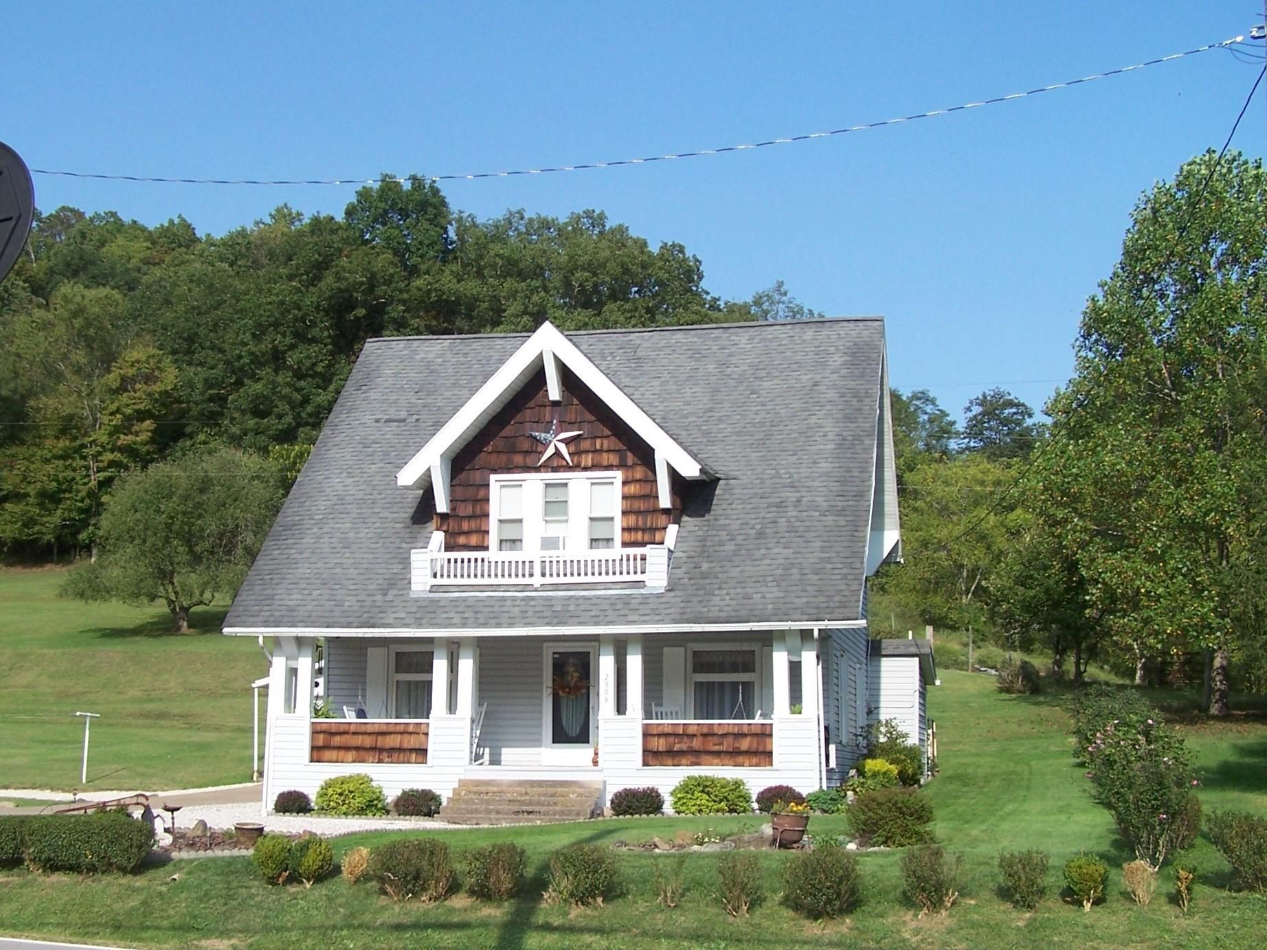 1.44 Acres, 2908 Parkersburg Road, Reedy, WV 25270 Land and Farm