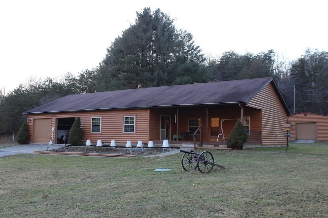 10.65 Acres, 9031 Slip Rd, New Straitsville, OH 43766 Land and Farm