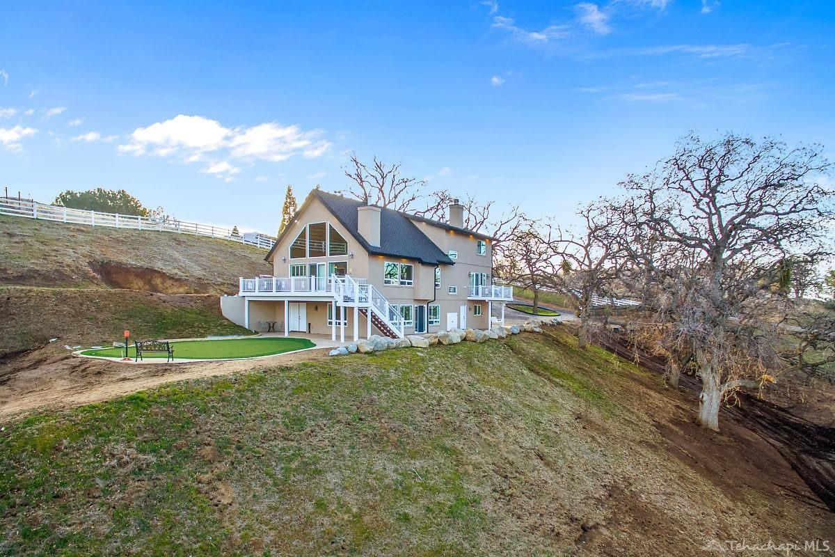 5.01 Acres, 28051 Hart Oak Court, Keene, CA 93531 Land and Farm