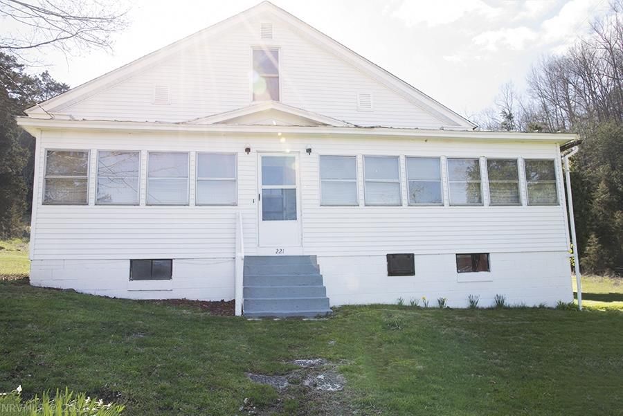 162.6 Acres, 221 Sleepy Hollow Lane, Eggleston, VA 24086 Land and Farm