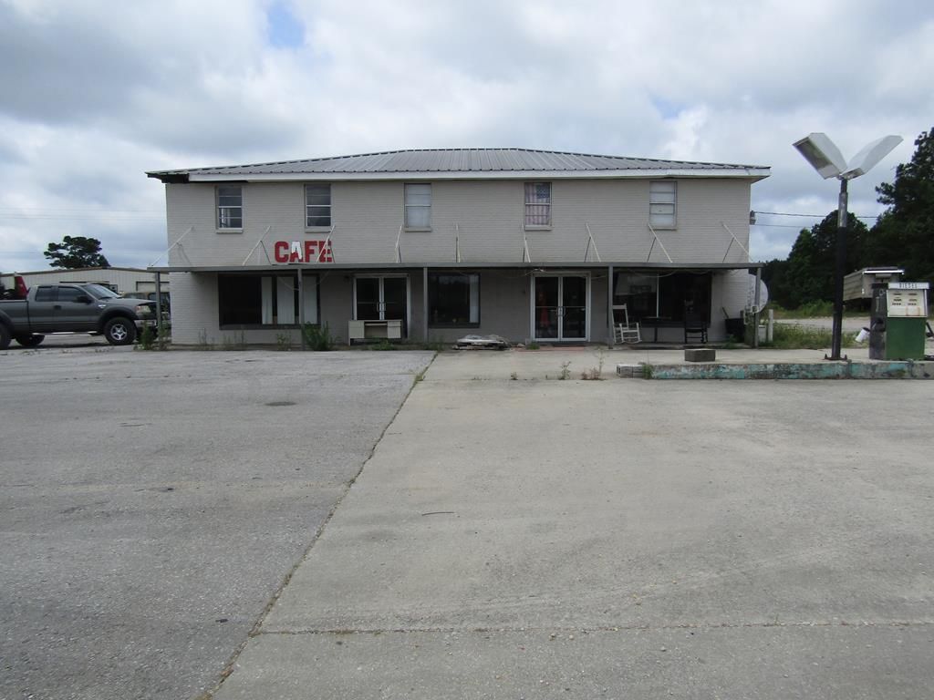 10 Acres, 6847 Hwy 43, Spruce Pine, AL 35585 Land and Farm