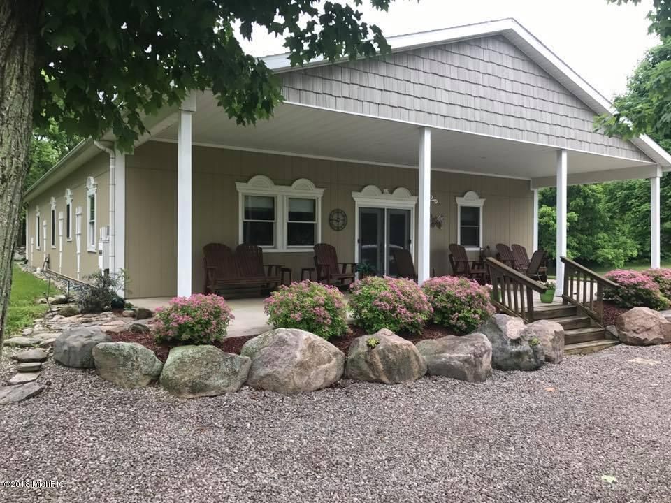 3635 Waldron Rd, North Adams, MI 49262 Land and Farm