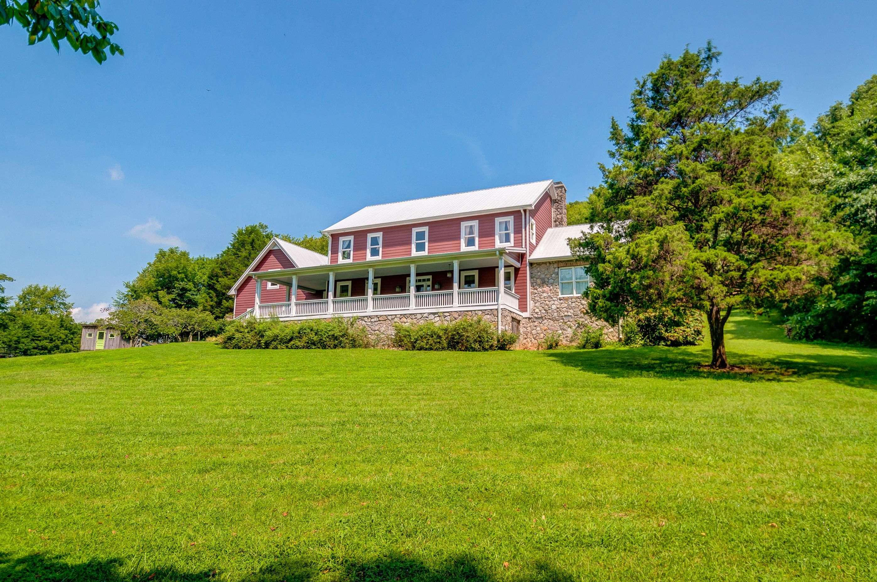 625 Hog Hollow Road, Bethpage, TN 37022 MLS 1960742 Land and Farm