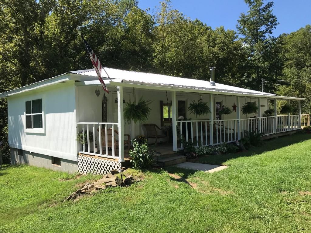 7 Acres, 14 Chestnut Road, Whitehouse, KY 41240 Land and Farm