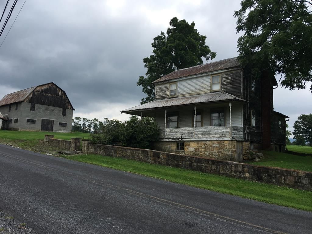 28 Acres, 2738 Briar Valley Road, Bedford, PA 15522 Land and Farm