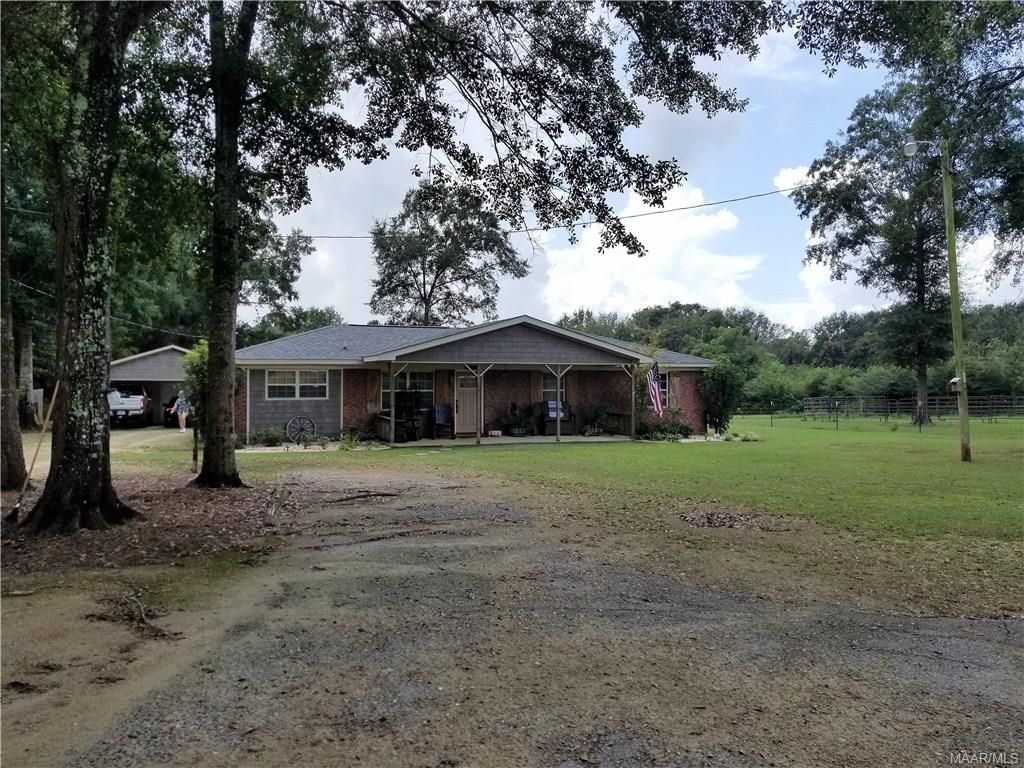 3 Acres, 13074 HIGHWAY 134 ., New Brockton, AL 36351 Land and Farm