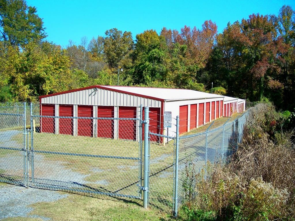 2.1 Acres, 204 N. Mountain Street, Blacksburg, SC 29702 Land and Farm