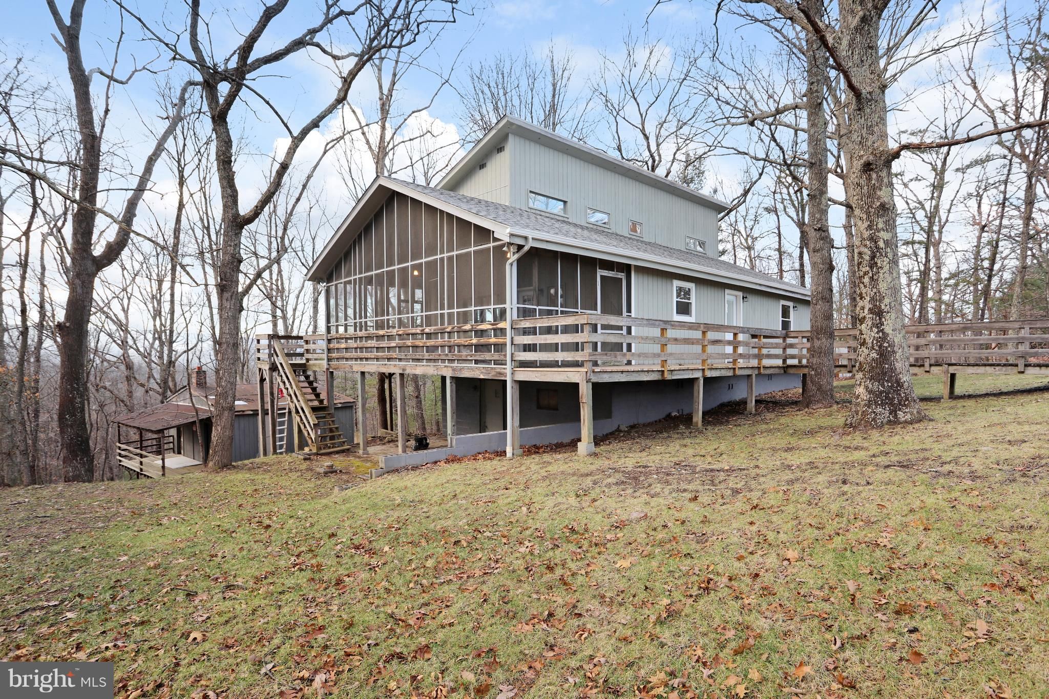 8 Acres, 2832 HIGHLAND RIDGE ROAD, Berkeley Springs, WV 25411 Land