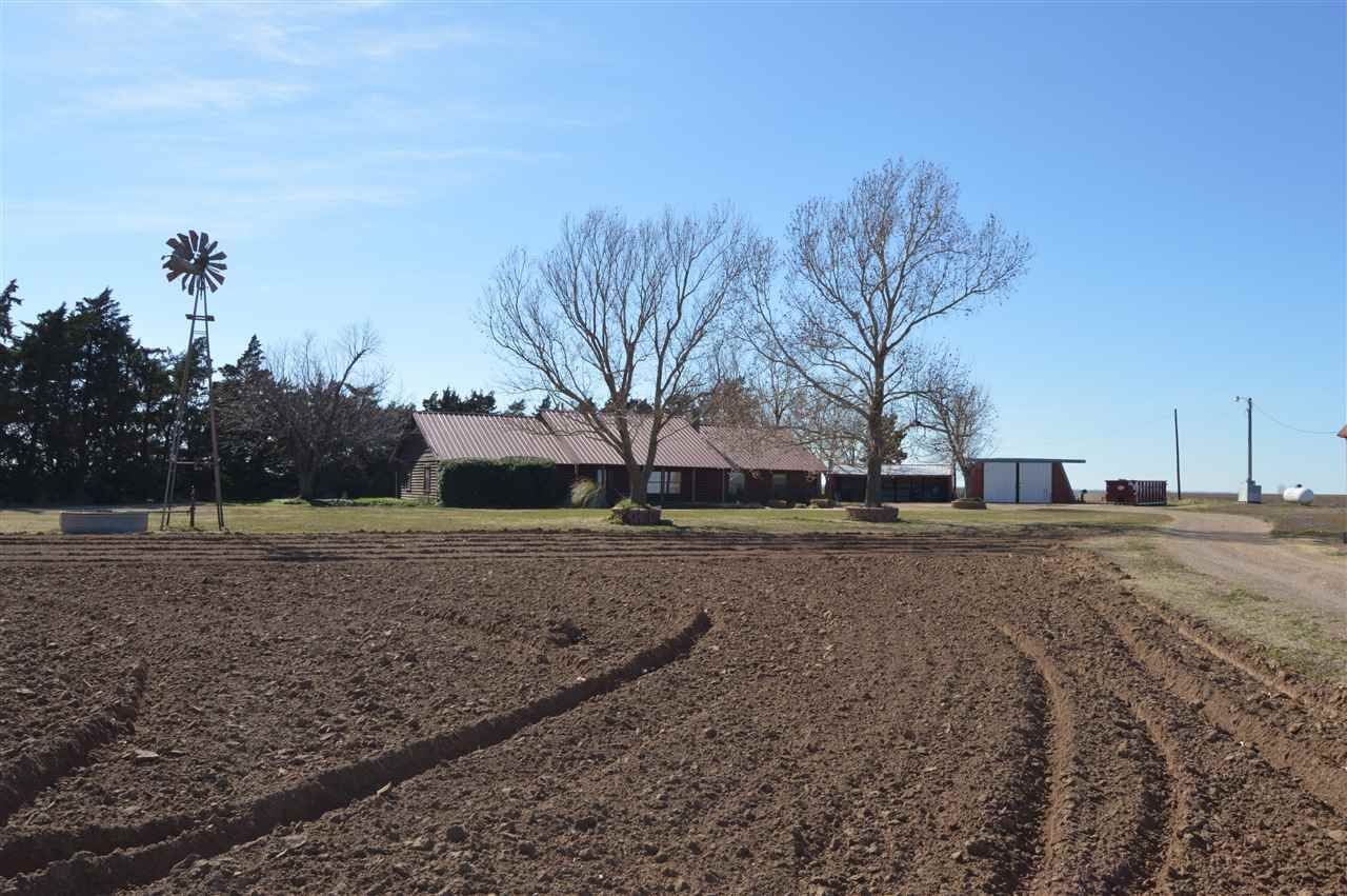 3 Acres, 18349 CRNS 217, Frederick, OK 73542 Land and Farm