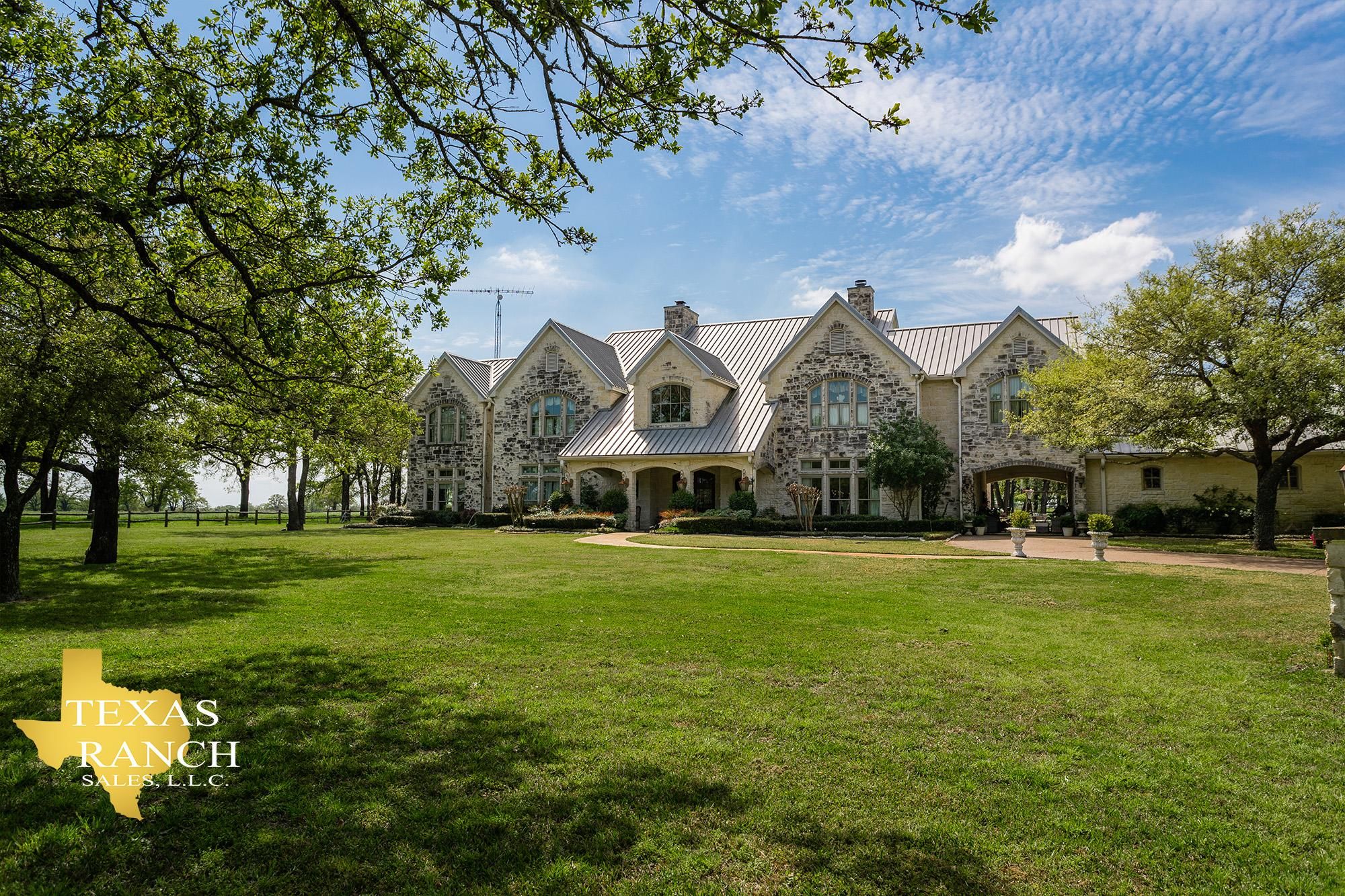 3,140 acres in Madisonville, TX, 77864 Land and Farm