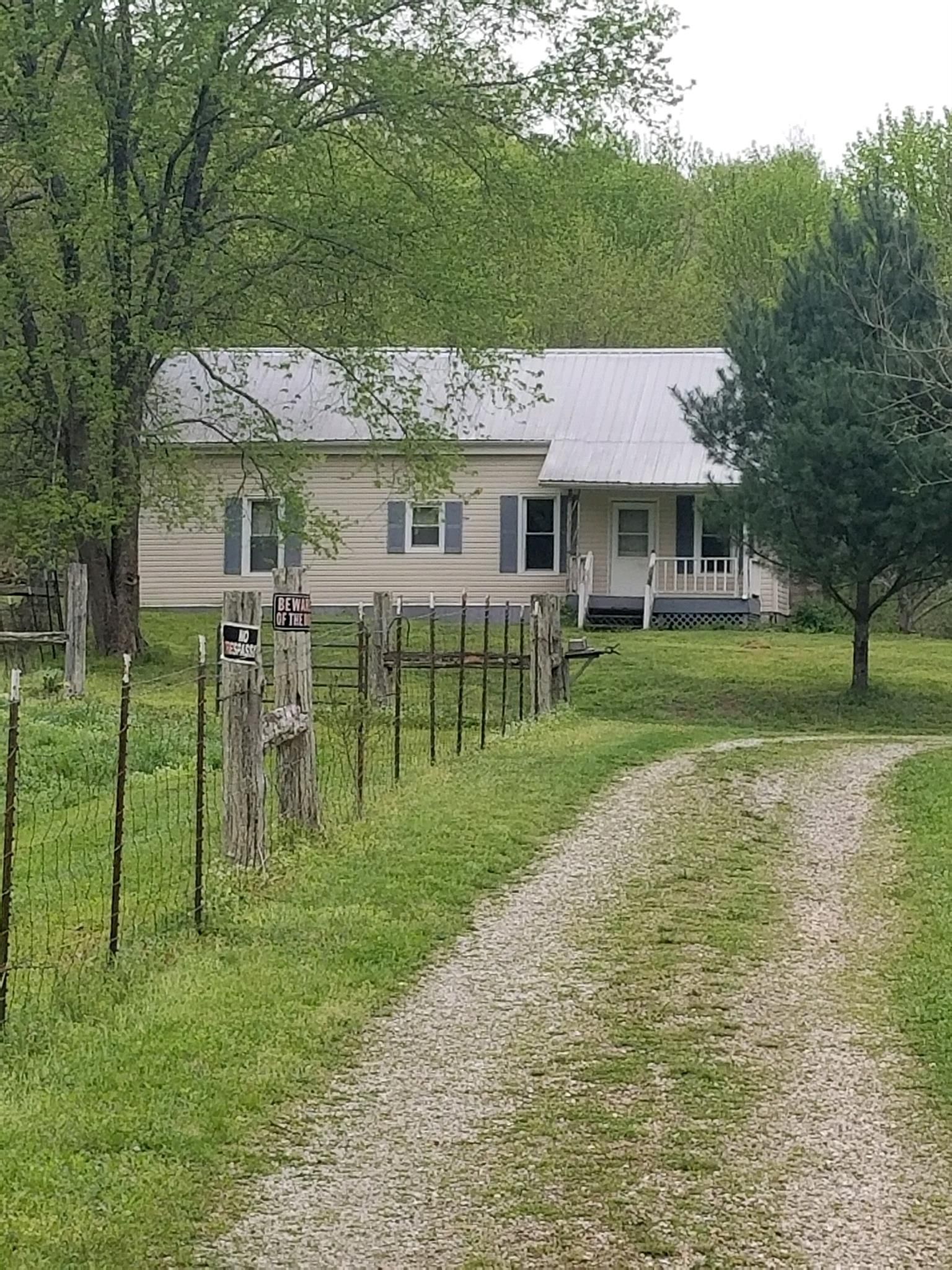 14.16 Acres, 490 Ford Hollow Rd, Lafayette, TN 37083 Land and Farm