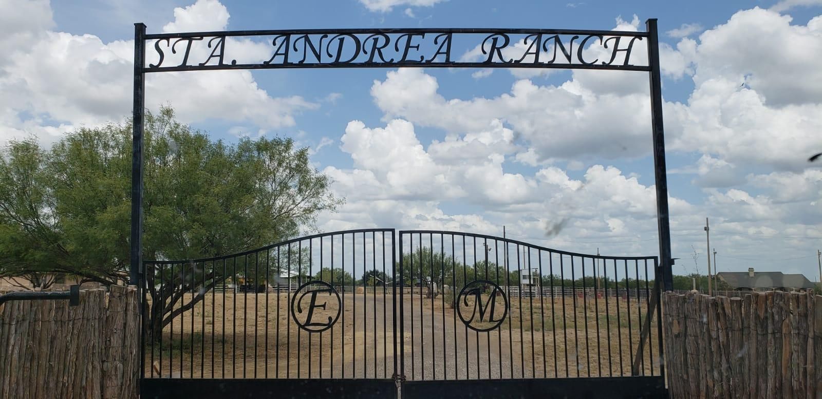 789 Well Ln, Botines, TX 78043 Land and Farm