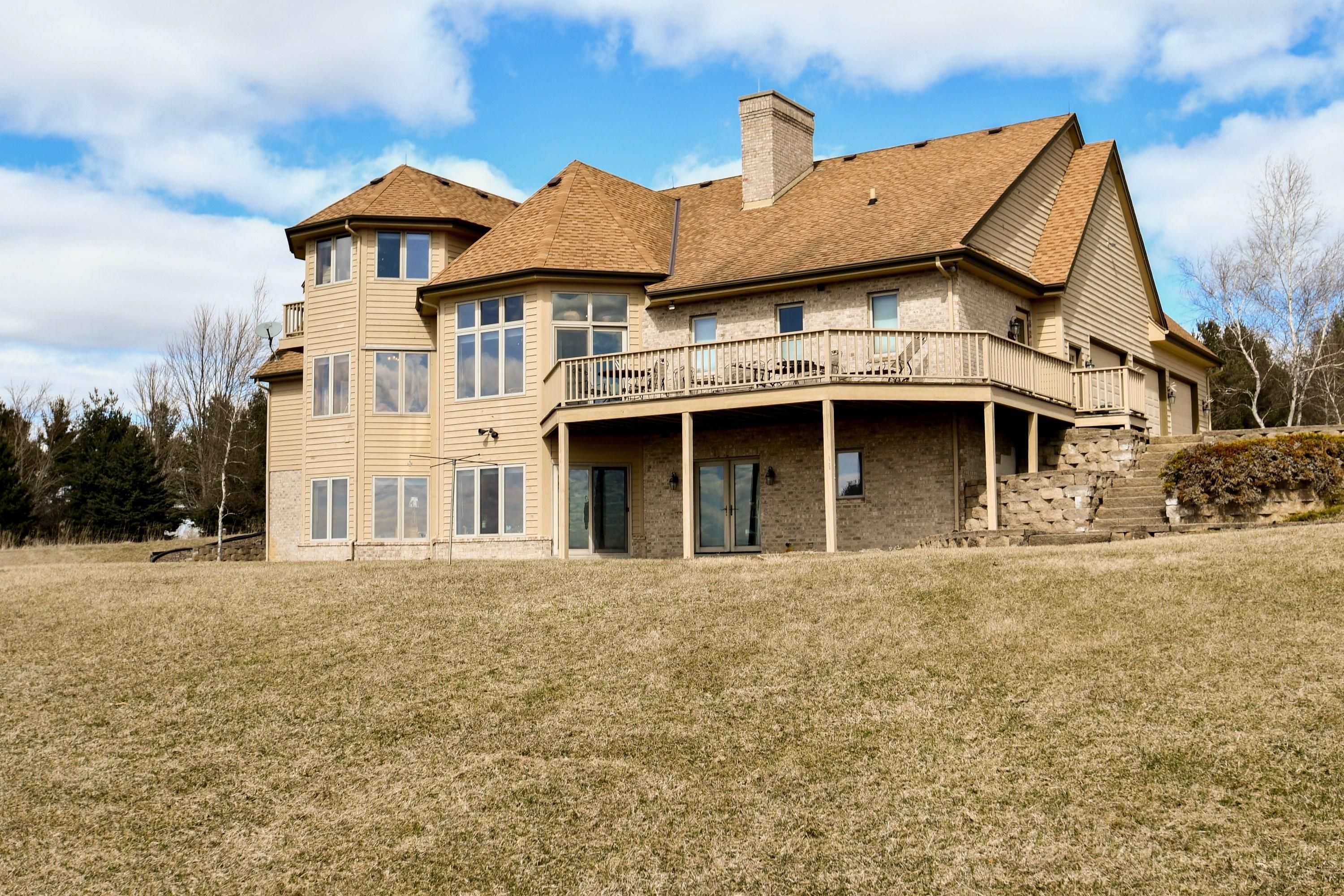 48 Acres, N71w35498 Mapleton Lake Dr, Oconomowoc, WI 53066 Land and Farm