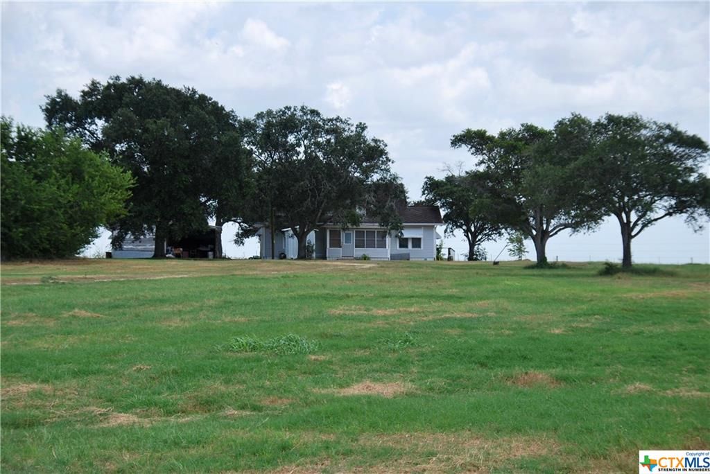 20 Acres, 3505 State Highway 95, Shiner, TX 77984 Land and Farm