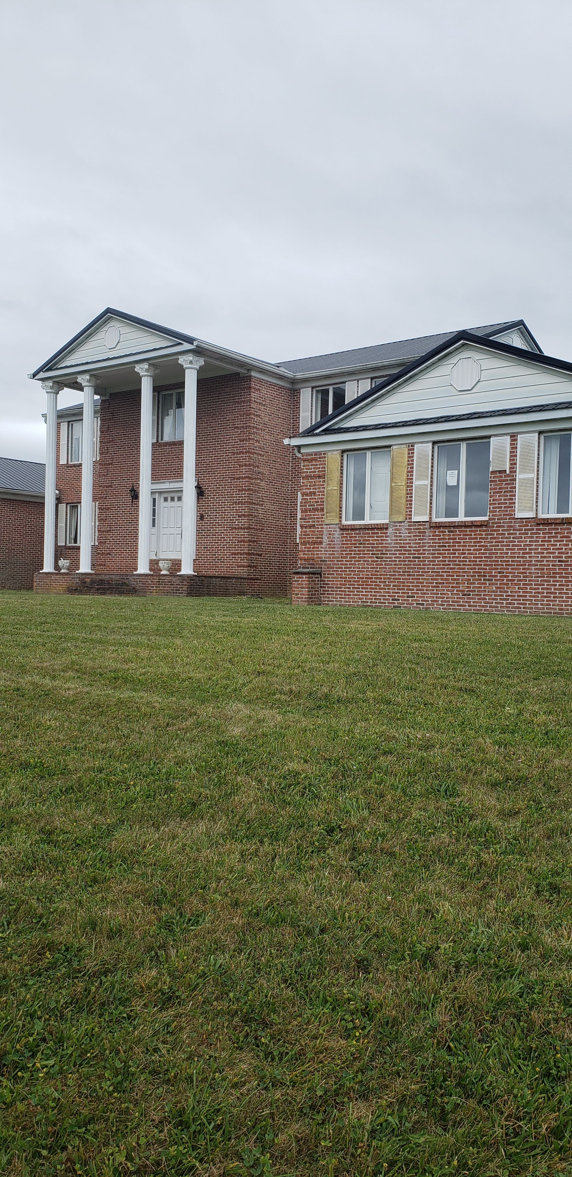 351 Honey Rock Road, Cedar Bluff, VA 24609 MLS 71100 Land and Farm