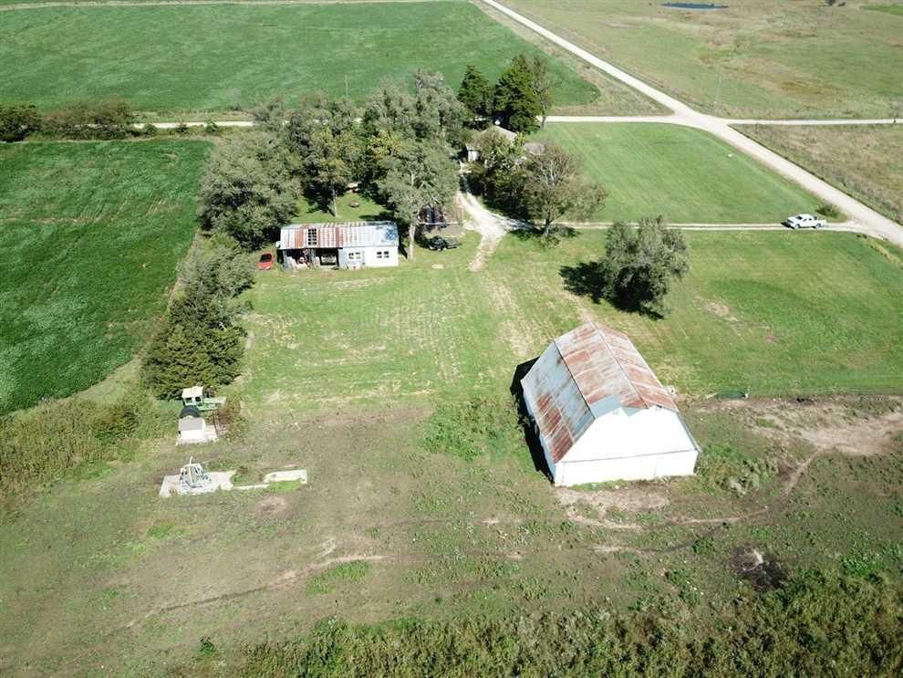 1959 W 800 Road, Blue Mound, KS 66010 Land and Farm