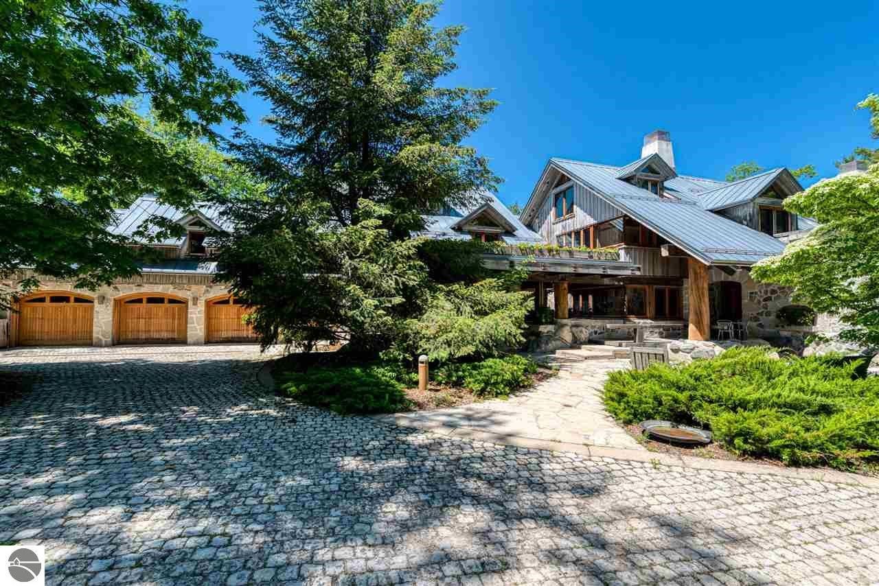 7 Acres, 10400 S Bayshore Drive, Elk Rapids, MI 49629 Land and Farm