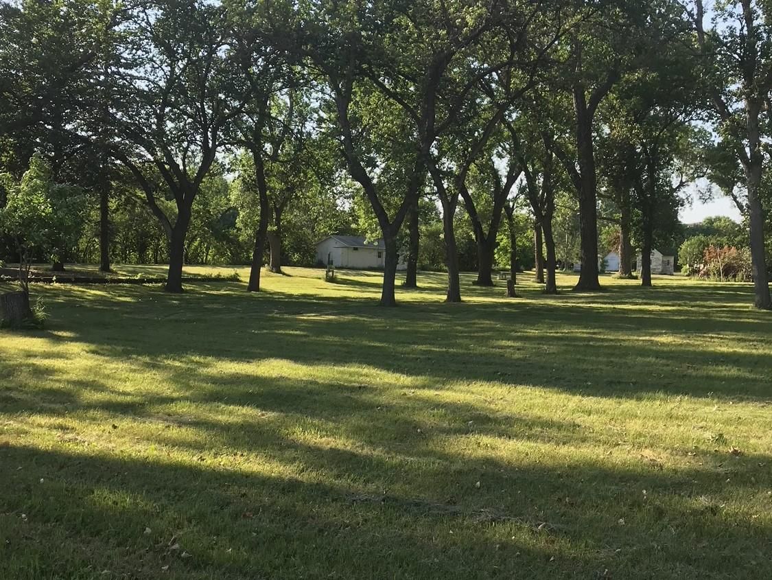 8 Acres, 901 NW 4th Avenue, Jamestown, ND 58401 Land and Farm
