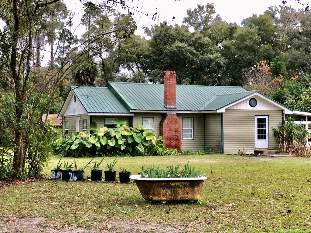 1.66 Acres, 622 Lancaster St., Trenton, FL 32693 Land and Farm