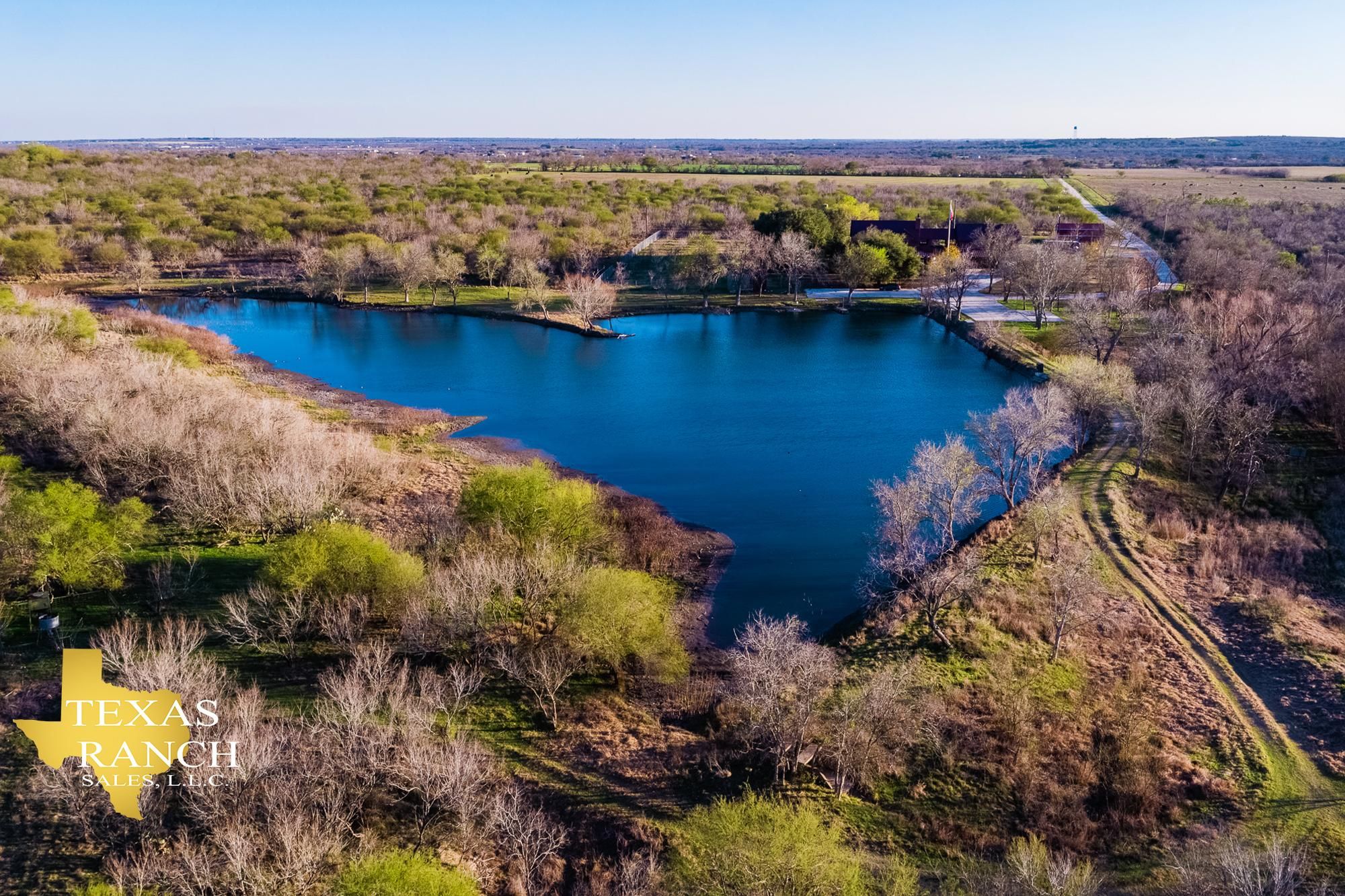 100 acres in Natalia, TX, 78059 Land and Farm