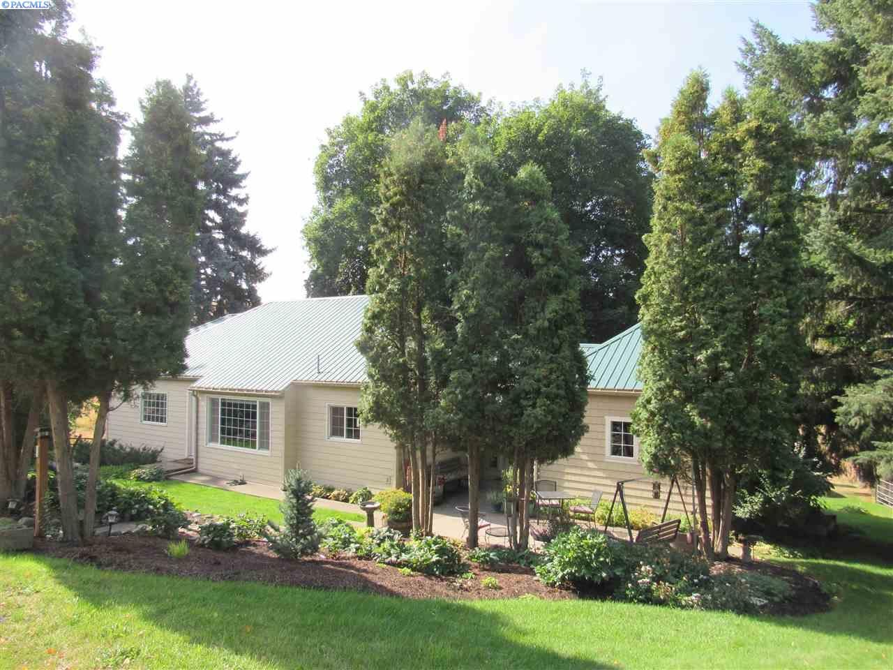 3 Acres, 1001 ARMSTRONG ROAD, Pullman, WA 99163 Land and Farm