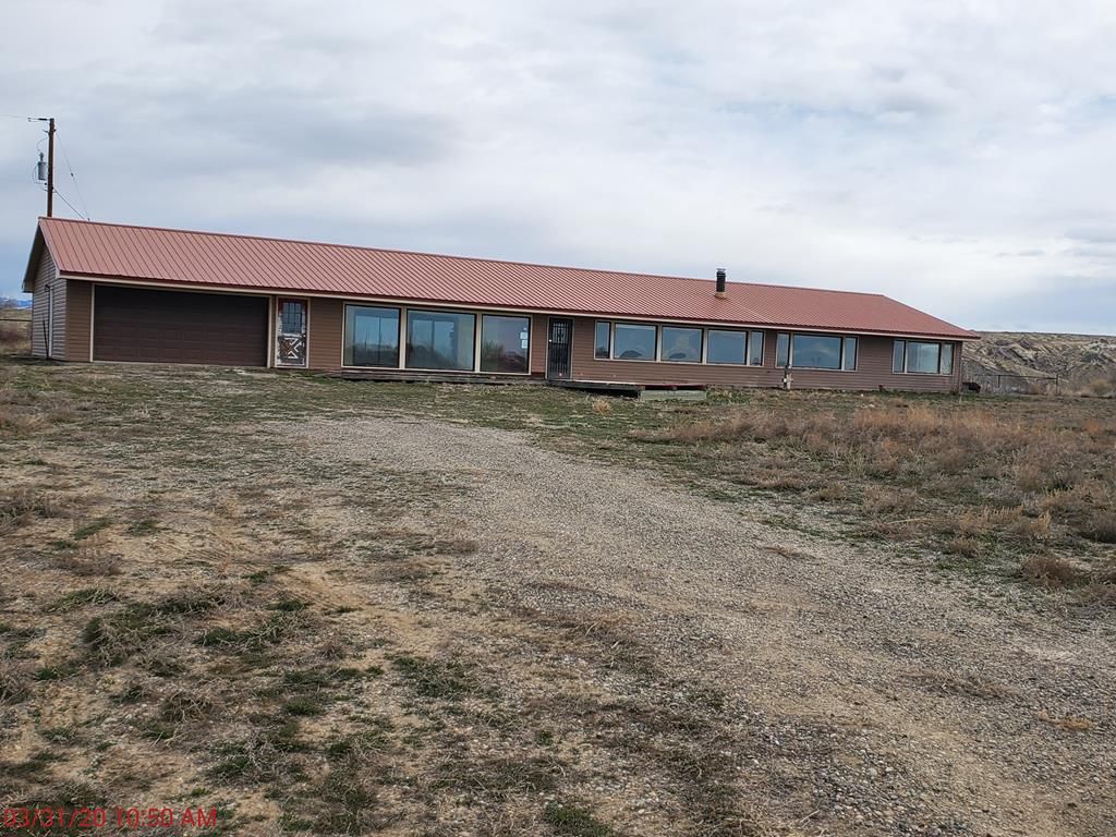 19 Acres, 2864 Lane 45, Basin, WY 82410 Land and Farm