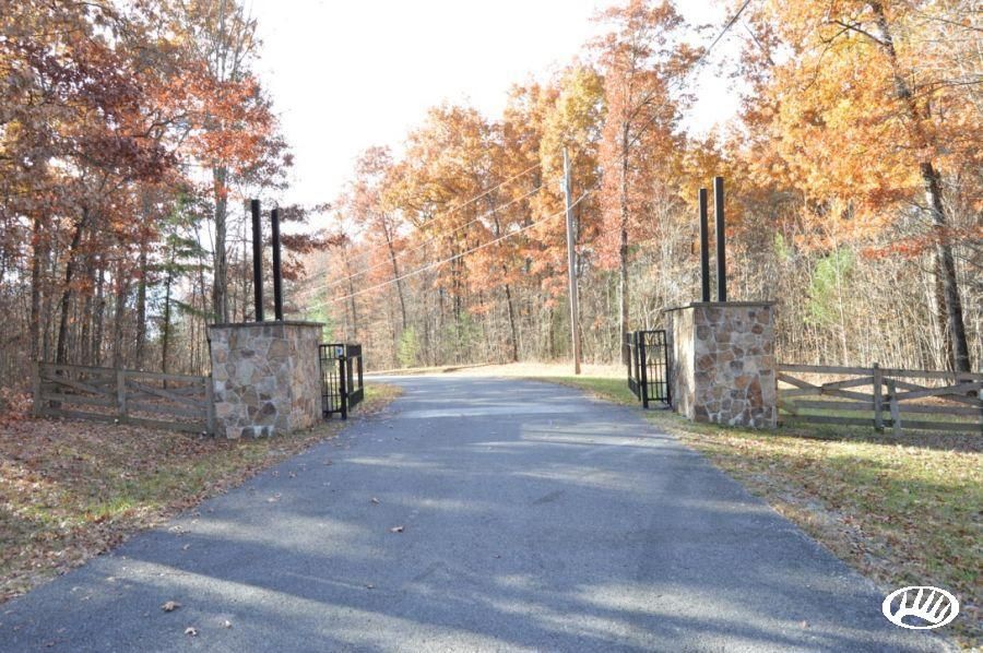 Shotgun Annie Road, LotWP31, Jamestown, TN 38556 Land and Farm