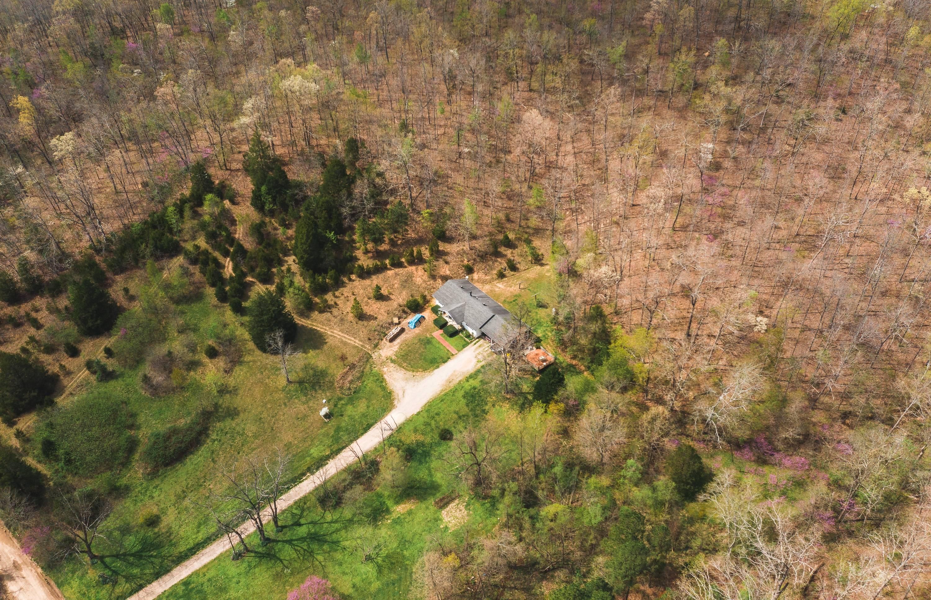 2895 Wayne 220 B, Silva, MO 63964 Land and Farm