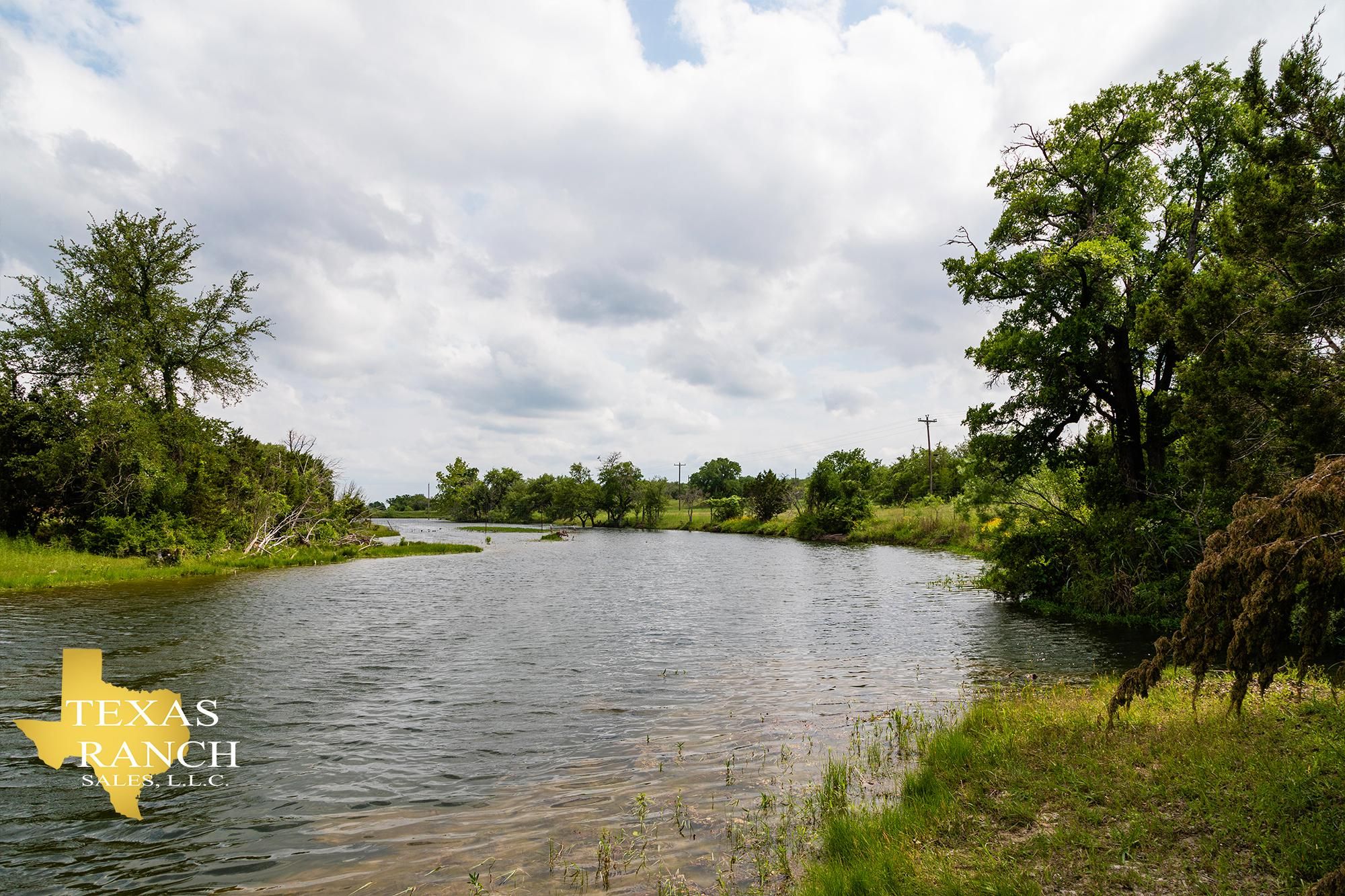 1,024 acres in Kempner, TX, 76539 Land and Farm