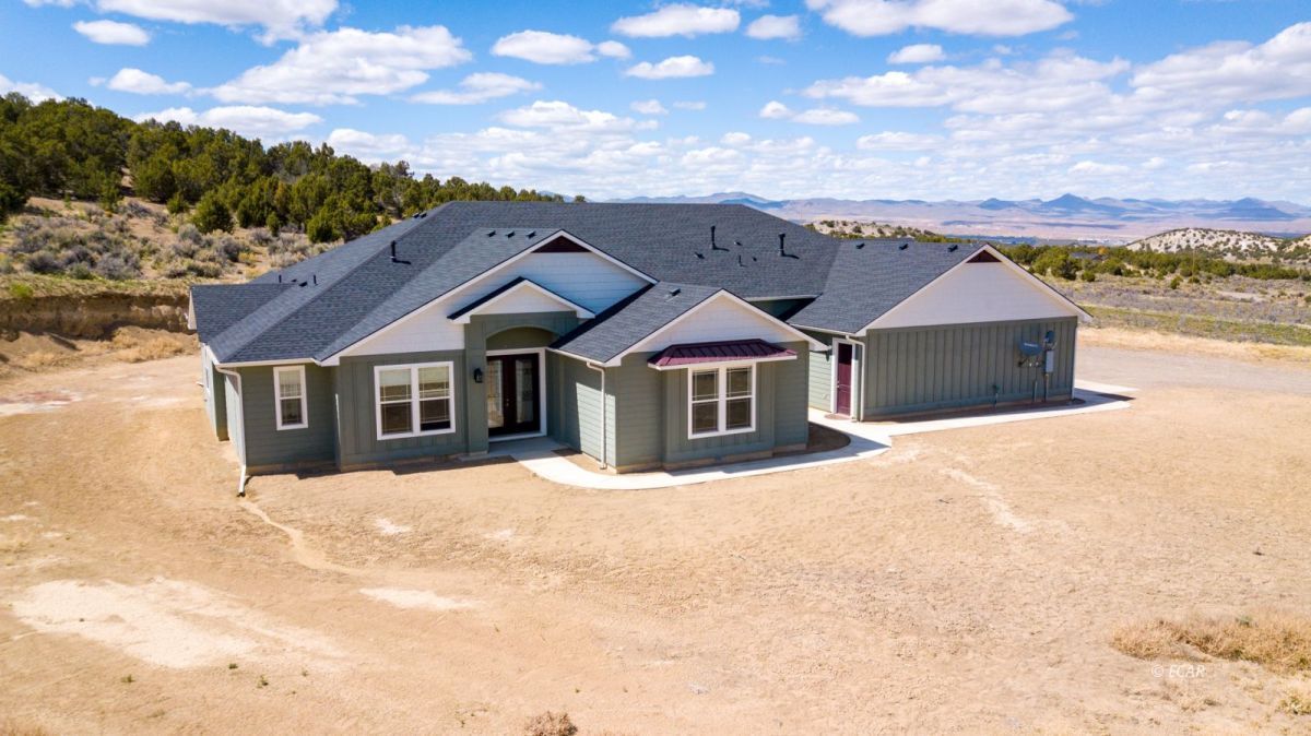 10 Acres, 313 Murdoch Way, Elko, NV 89801 Land and Farm