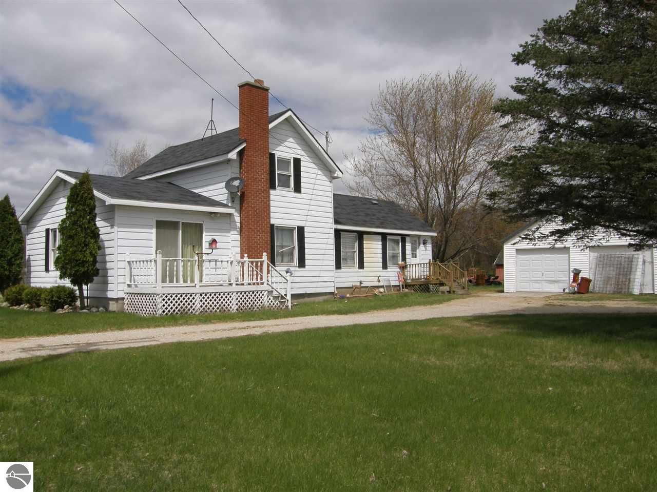 40 Acres, 1580 N Ely Highway, Alma, MI 48801 Land and Farm